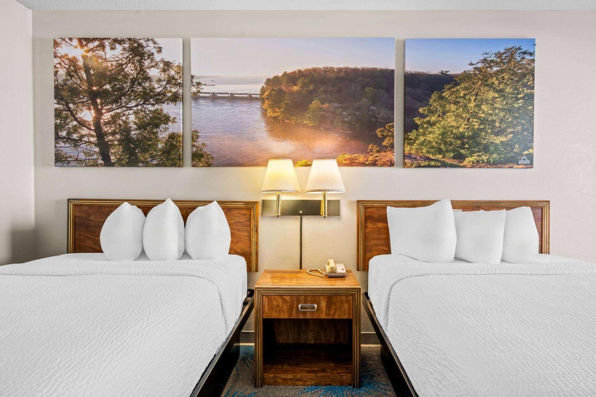 เดย์ อินน์ บาย วินด์แฮม ดูบิวก์ Dubuque ภายนอก รูปภาพ